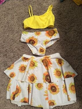 Sunflower bikini with skirt set size 10